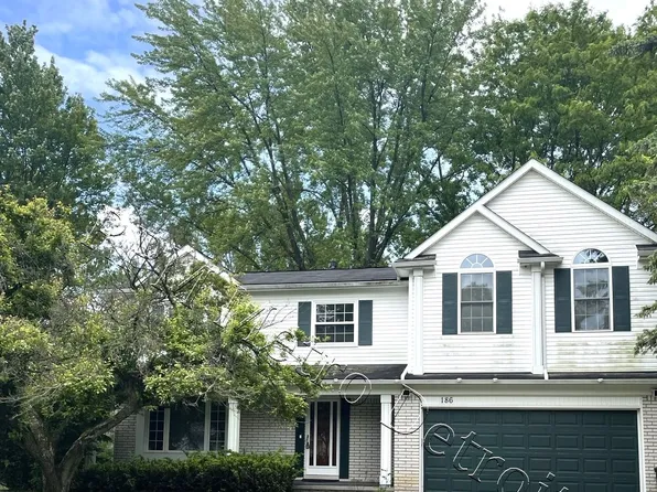 186 Randall Dr, Troy, MI 48085