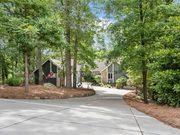 129 Walnut Ct, Waleska, GA 30183