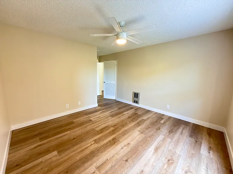 343 Streamwood — Photo 22