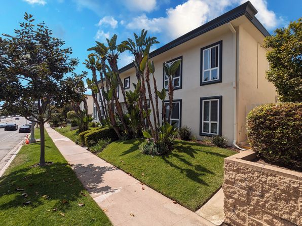 7701 W Manchester Ave APT 2