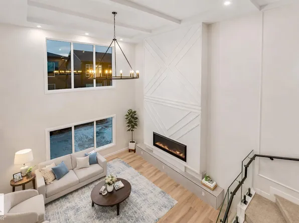 5807 Kootook Line SW, Edmonton, AB T6W 4Z6