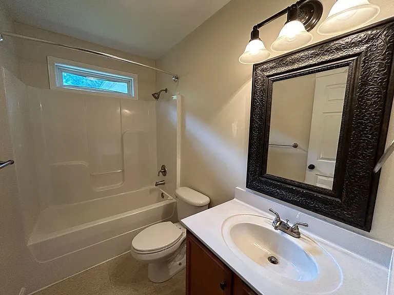 22A Half Moon Dr — Photo 13