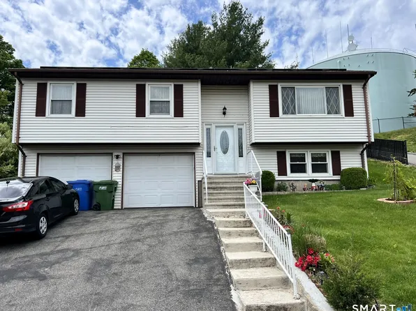 160 Cimarron Road, Middletown, CT 06457