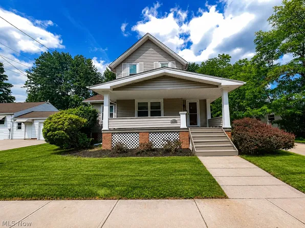3180 Clague Rd, North Olmsted, OH 44070