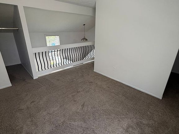 5th image of 526 Tallmadge Rd APT 6