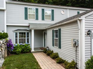 302 Watch Hill Dr, Tarrytown, NY 10591