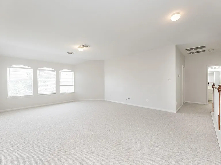 4119 Maurice Way — Photo 32