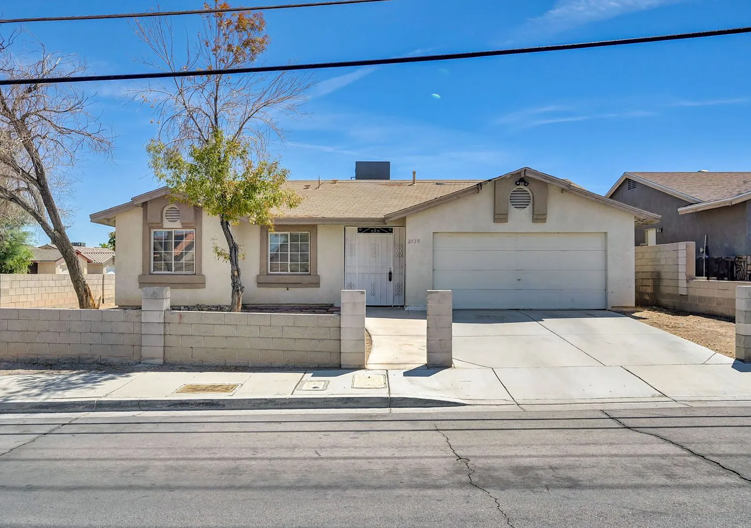 Charming Single Story Single Family Home! — Photo 1