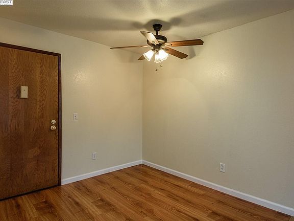 4th image of 29300 Dixon St APT 104