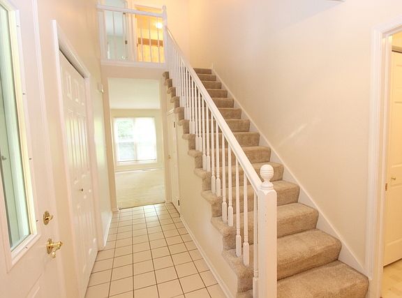 3rd image of 783 Regina Ct #783