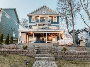 N37W26655 Kopmeier Dr, Pewaukee, WI