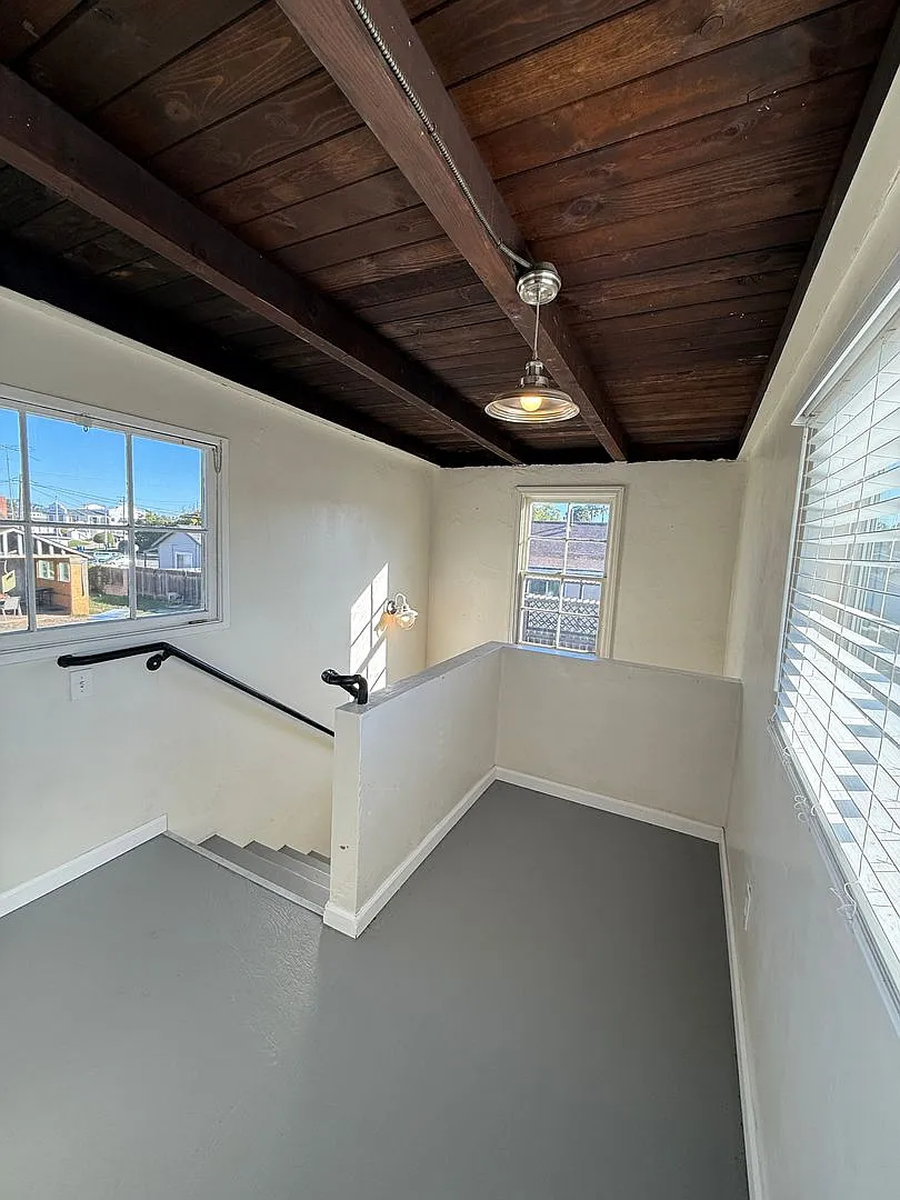 Old Orcutt Home-Recently Updated Upstairs Single Level Over Garage with Private Yard — Photo 4
