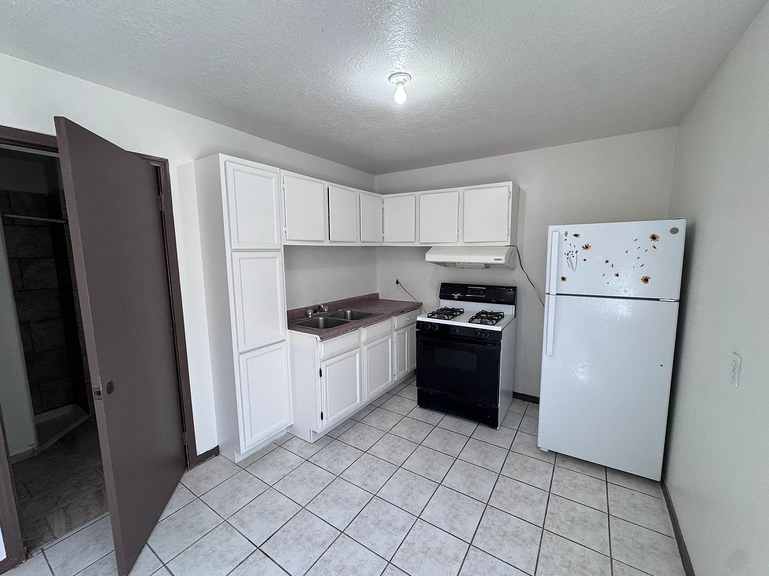 1 bed, 550 sqft, $799 — Photo 4