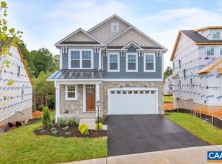 304 Sunbird Ln, Waynesboro, VA 22980