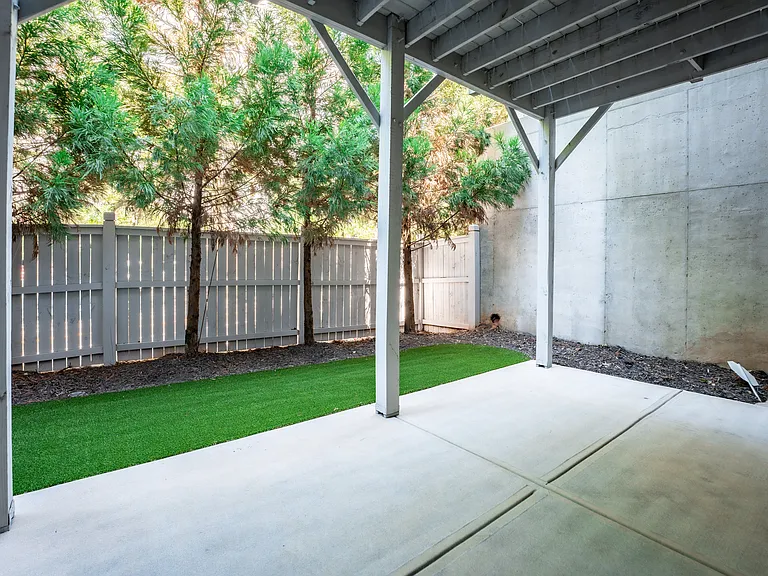 1388 La France St #5 — Photo 17