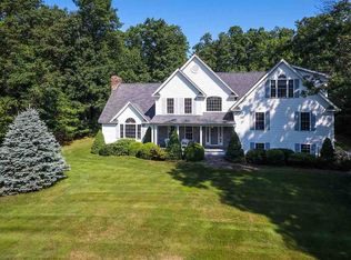 21 Osgood St, Windham, NH 03087