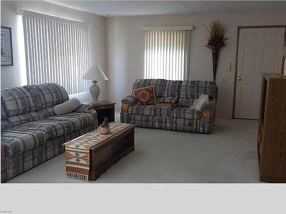 3rd image of 5671 W Diamond K St #6