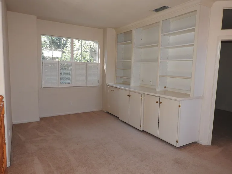 9928 Villa Granito Ln — Photo 18