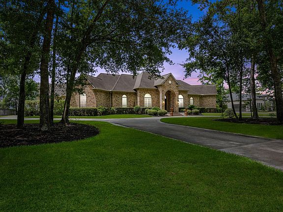 3rd image of 11927 Waterford Estates Ct