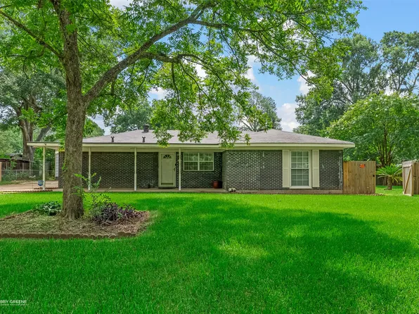 9407 Primrose Ln, Shreveport, LA 71118