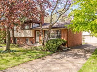19437 Hardy St, Livonia, MI