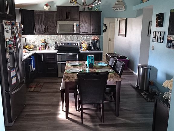 4th image of 4421 Galway Ln