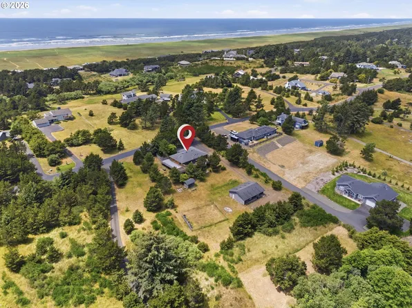 89989 Manion Dr, Warrenton, OR 97146