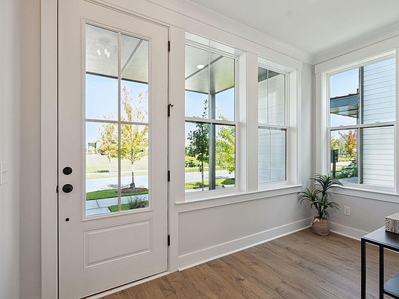 4th image of 157 Pocket Bend Cir