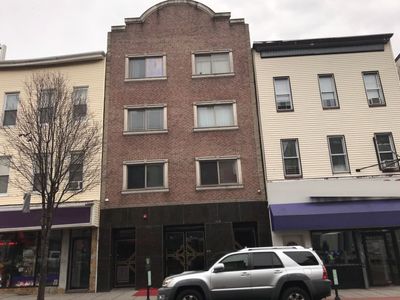 910 Summit Ave, Union City, NJ, 07087