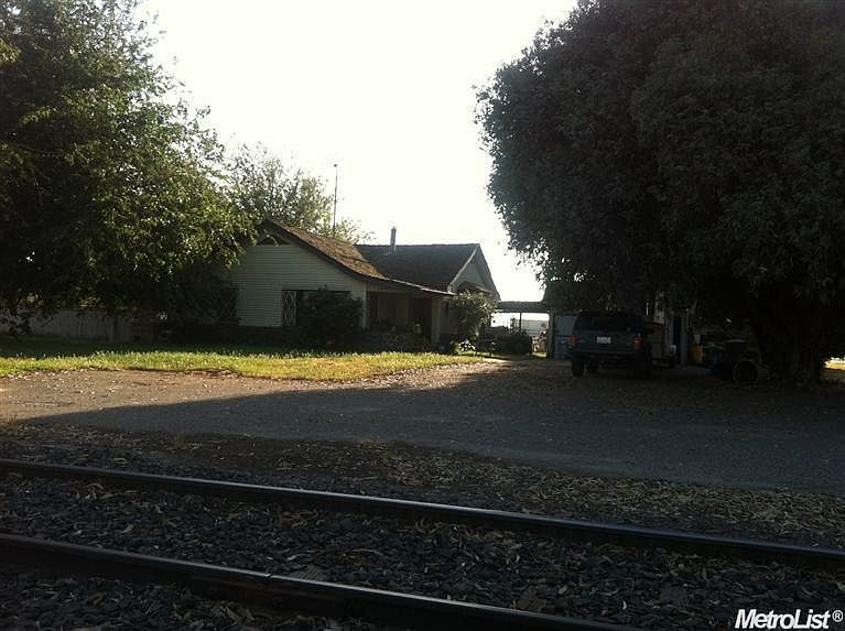 1st image of 18975 S McHenry Ave