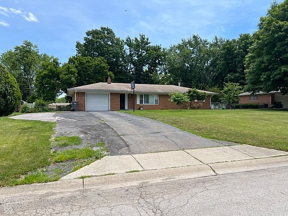 3rd image of 7105 Linden Dr