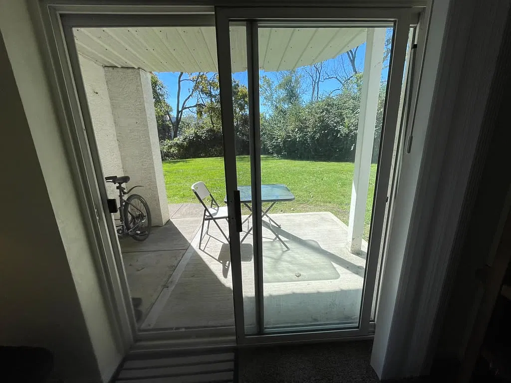 2683 Neil Ave — Photo 2