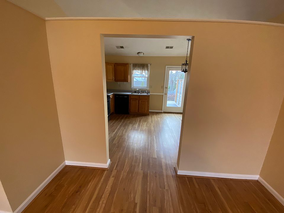 1st image of 1104 Jonestown Ln
