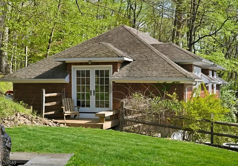 12 Cold Springs Rd — Photo 37