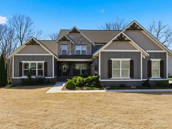 7378 Chimney Rock Trl, Signal Mountain, TN 37377