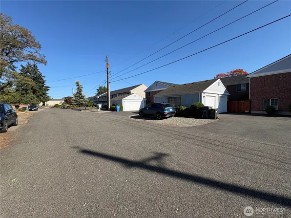 6424 Montclair Avenue SW, Lakewood, WA 98499