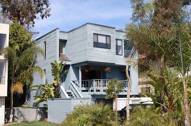 1st image of 2536 Chalcedony St