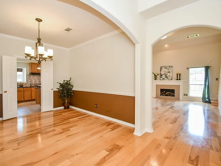 20735 Park Pine Dr — Photo 8