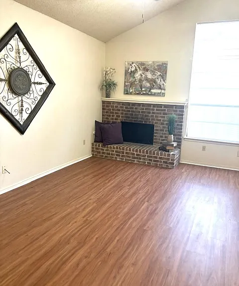 4371 Hulen Cir E #4371 — Photo 3