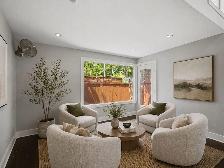 1315 W Anderson Ln #A — Photo 14