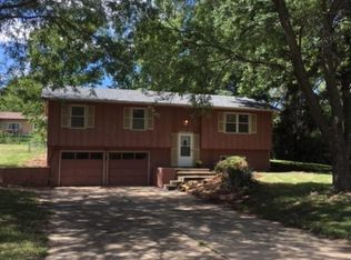 4635 NW Geronimo Trl, Topeka, KS 66618