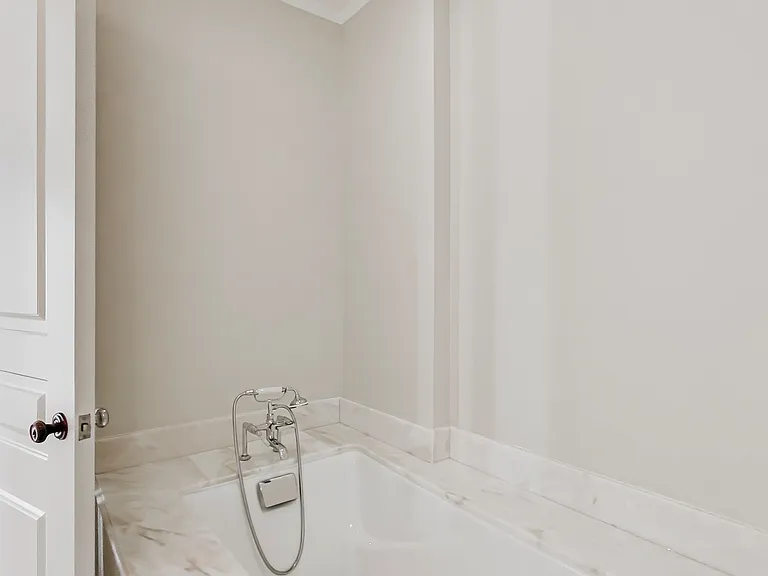 183 Wellington St W #3503 — Photo 24
