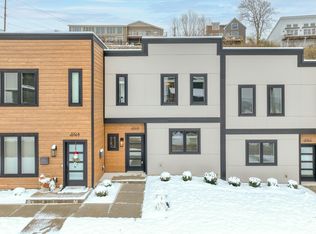 100 W 14th St #B, Newport, KY