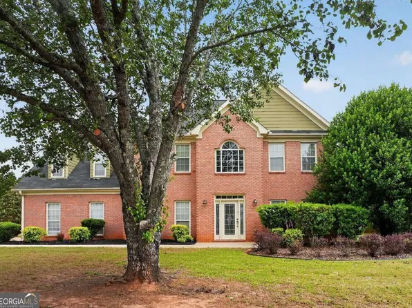 200 Essex Pl, Ellenwood, GA 30294