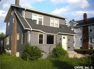 149 Forest Hill Dr, Syracuse, NY 13206