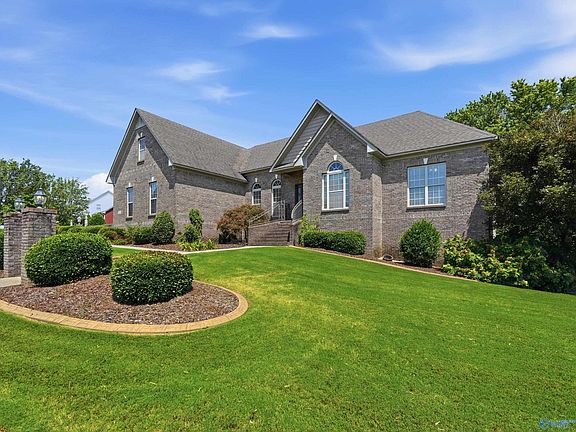 5th image of 22191 Diamond Pointe Dr