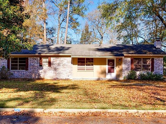 2nd image of 4075 Briarwood Dr