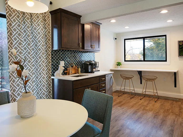 Clover Creek Apartments Community Coffee Bar