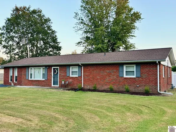 2249 Blankenship Dr, Paducah, KY 42003