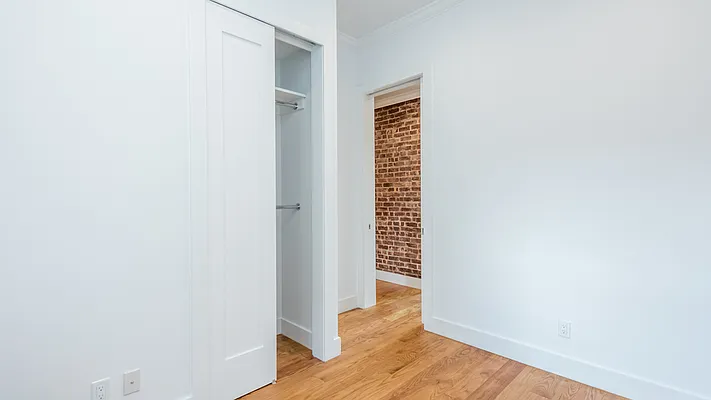 Rented by Nooklyn NYC LLC | media 29